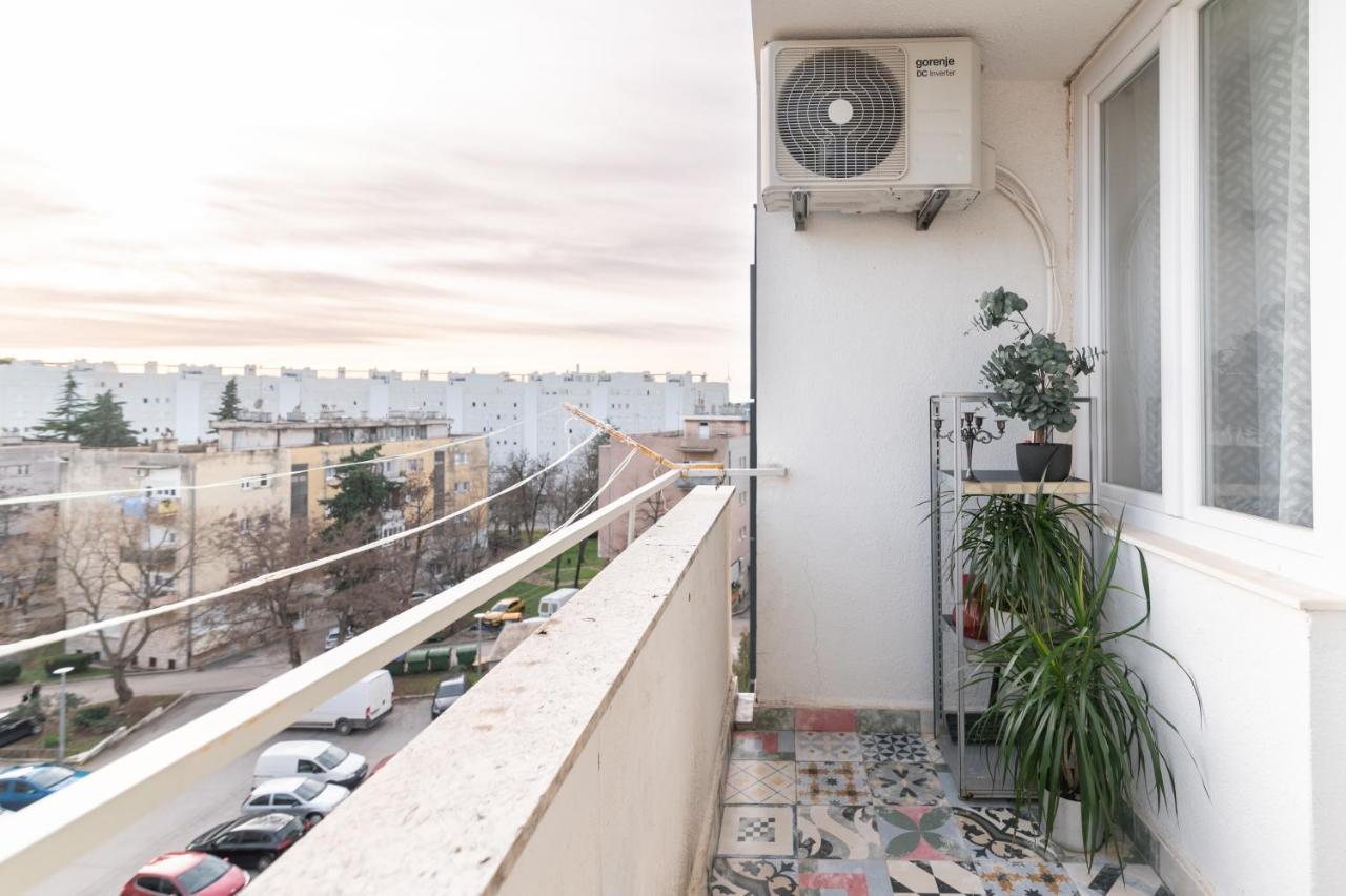 Murata Apartament Zara Esterno foto